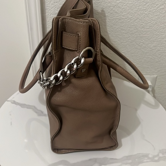 Michael Kors bag - Picture 7 of 12
